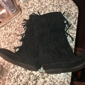 Minnetonka boots